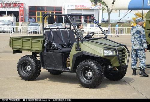 国产伞兵突击车越野视频,极限性能展现战地风采