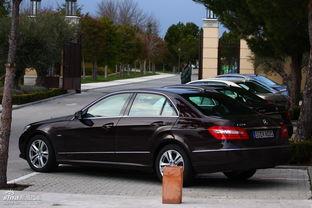 国产新奔驰e级试驾视频,驾驭豪华，体验升级  第3张